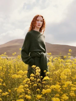 cashmere luxe crewneck