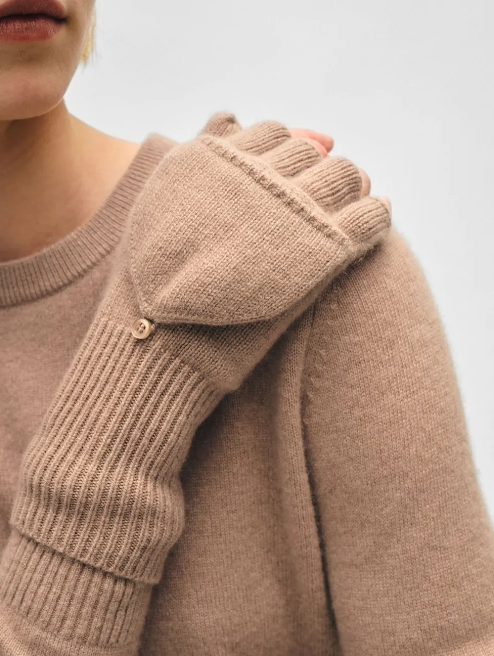 cashmere pop top glove