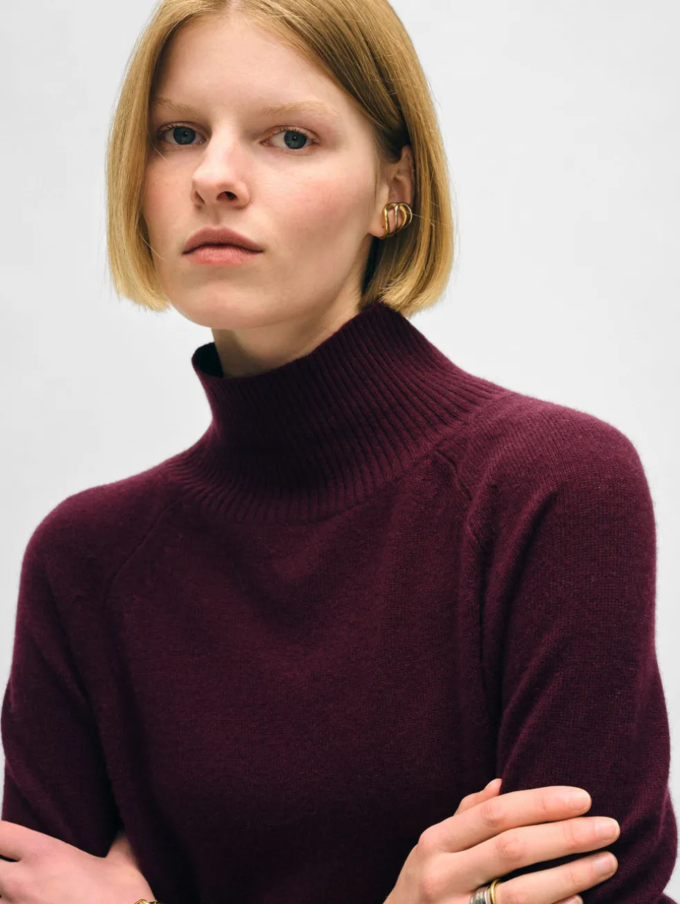 cashmere rib trim standneck