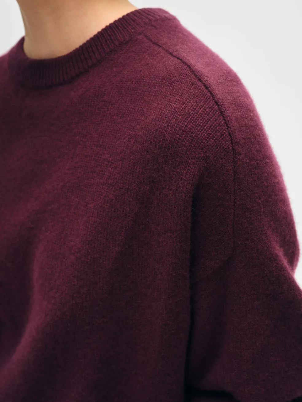 cashmere saddle sleeve crewneck