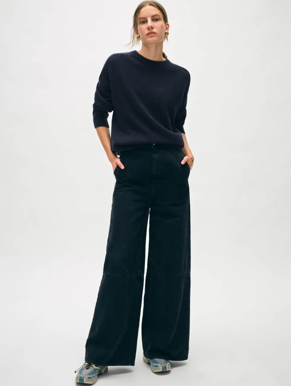 cashmere saddle sleeve crewneck